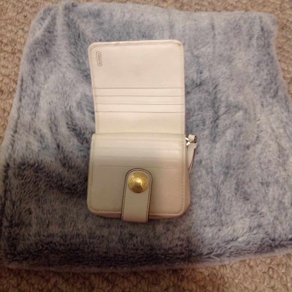 Authentic Coach Wallet - image 2